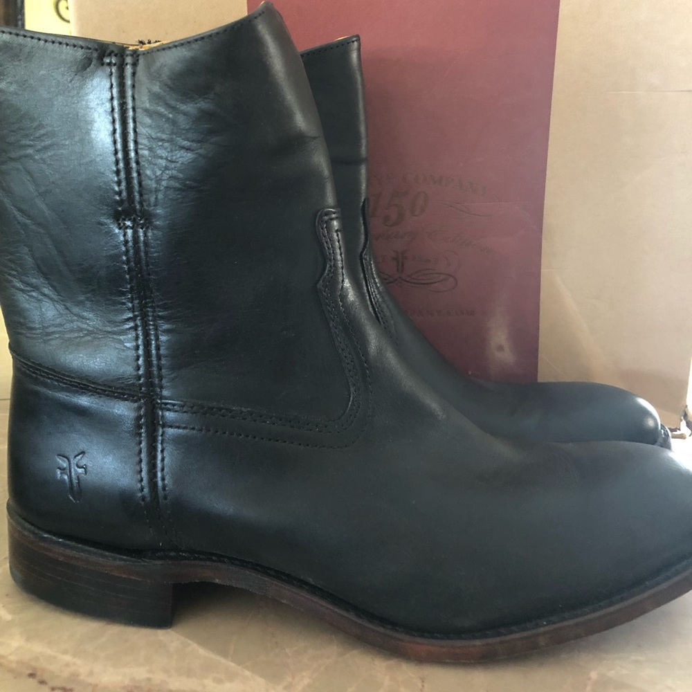 FRYE Black Roper Boots